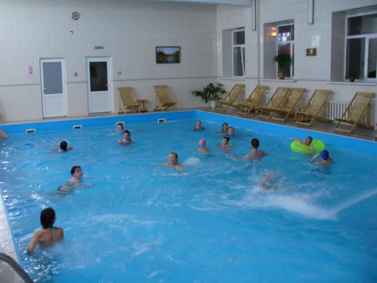 баня и состязание по плаванью