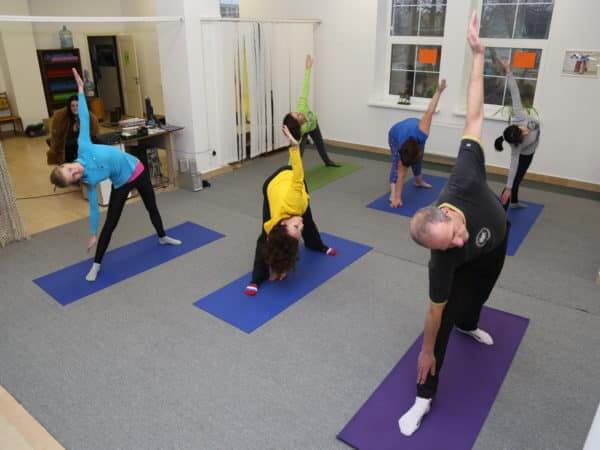 Показательные выступление йогов